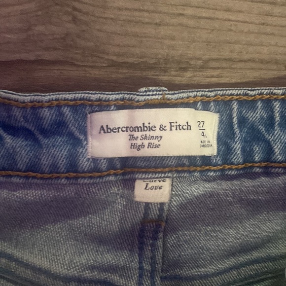 Abercrombie jeans - Picture 2 of 3